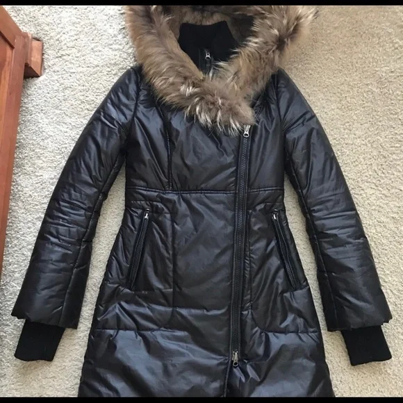 NWT- - Mackage Liz Down Coat - Picture 4 of 8